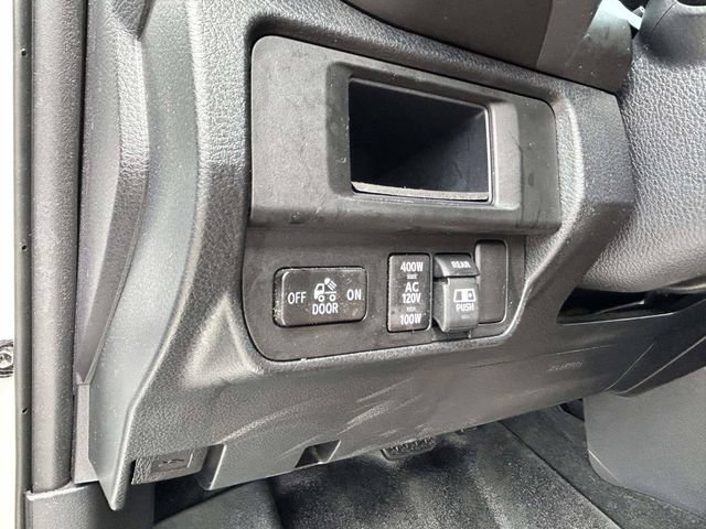 Used 2017 Toyota Tacoma TRD Pro AWD/4WD image 18