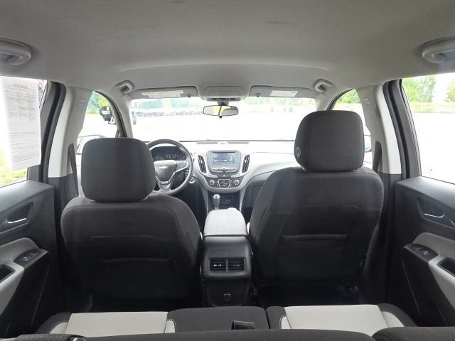 Used 2018 Chevrolet Equinox LS FWD image 12