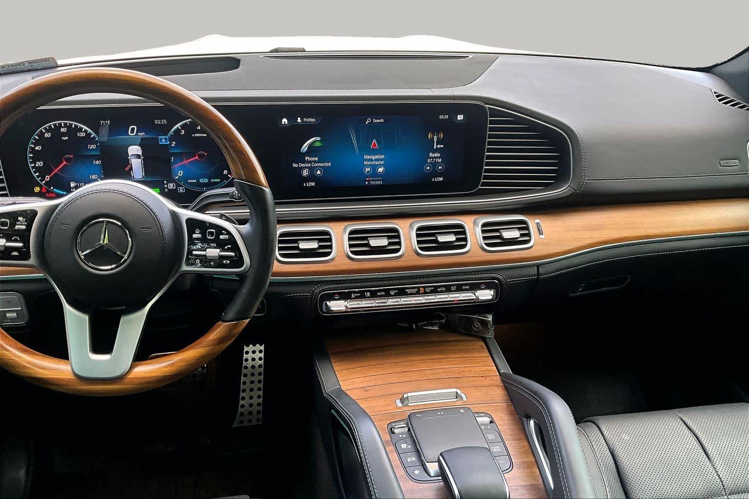 Used 2021 Mercedes-Benz GLS 580 4MATIC image 7