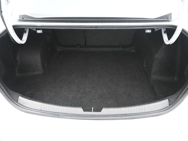 Used 2024 Chevrolet Malibu LT FWD image 31