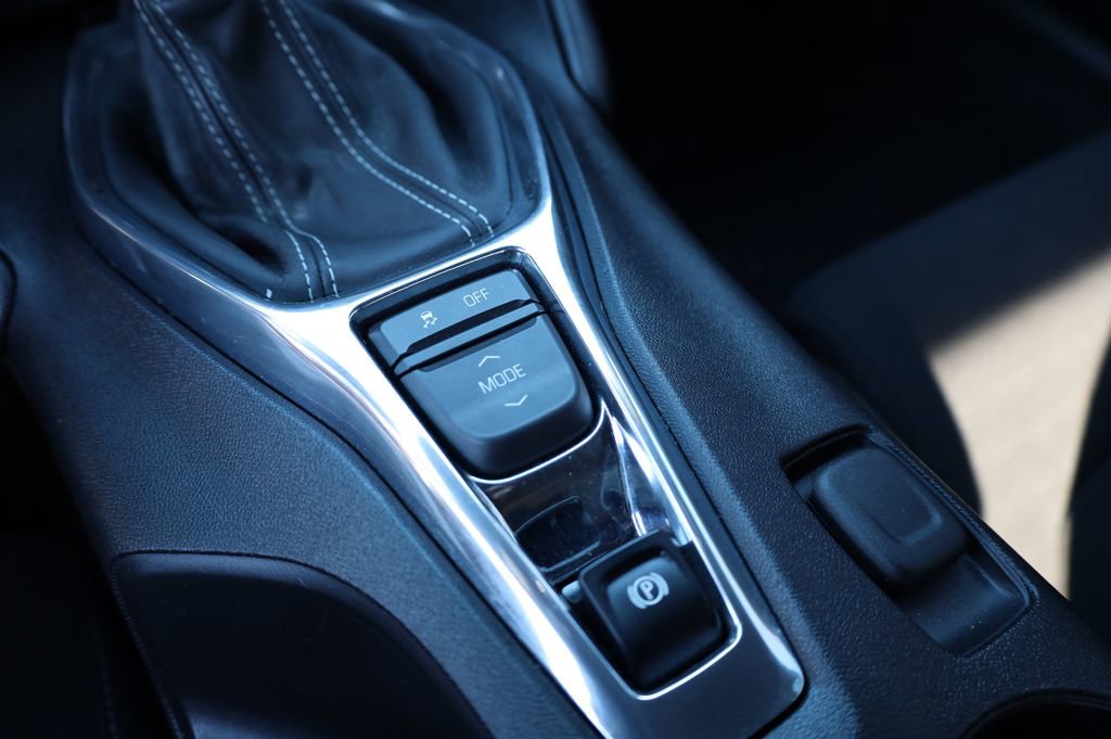 Used 2018 Chevrolet Camaro LS image 28