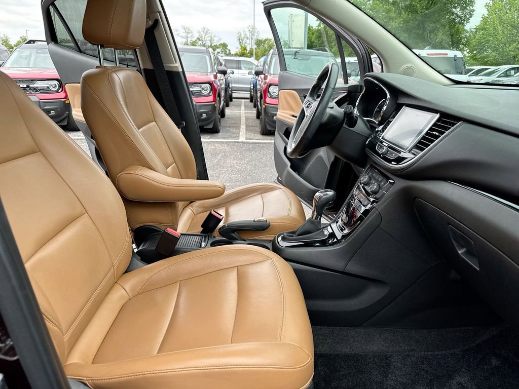 Used 2018 Buick Encore Essence w/ Experience Buick Package AWD/4WD image 23