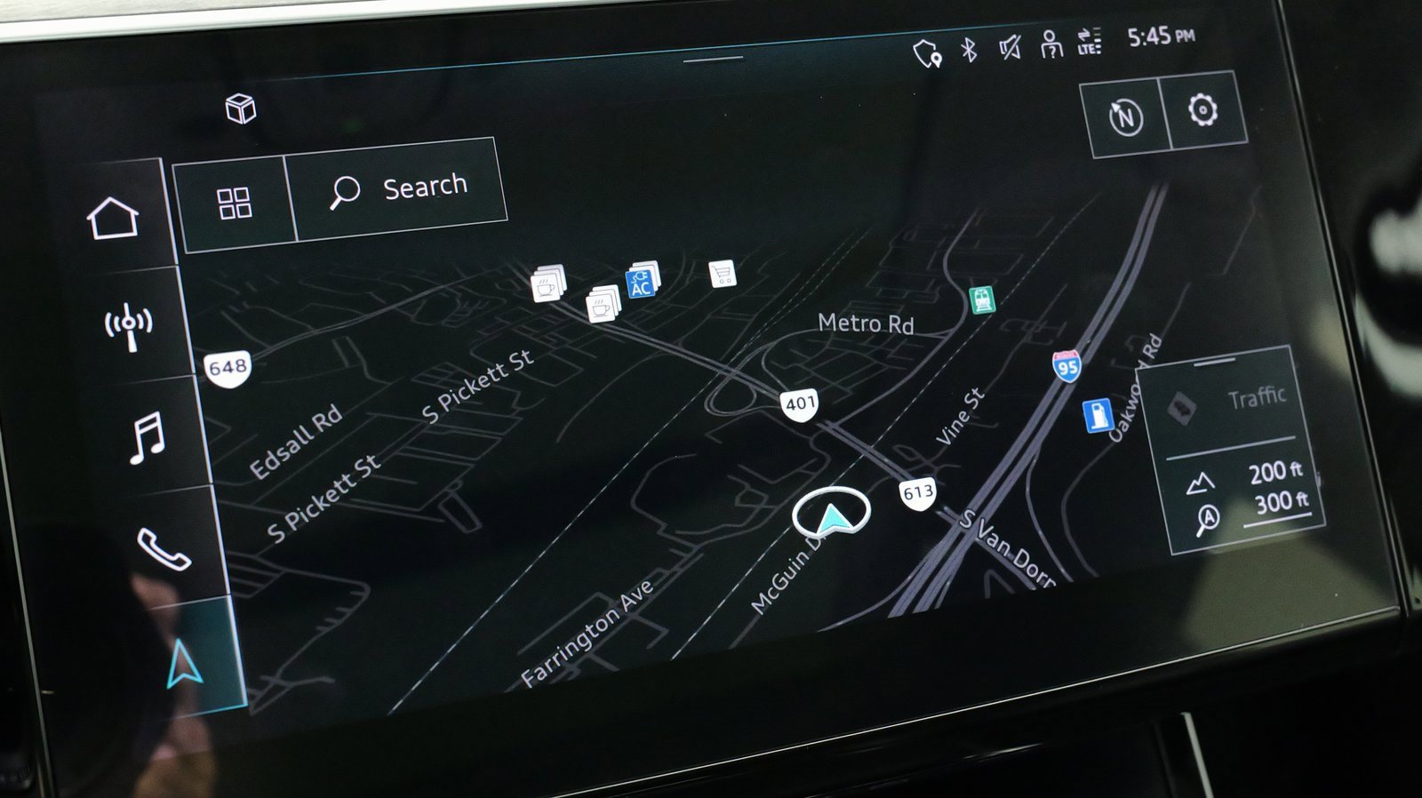 Used 2022 Audi e-tron Premium Plus w/ Premium Plus Package image 67