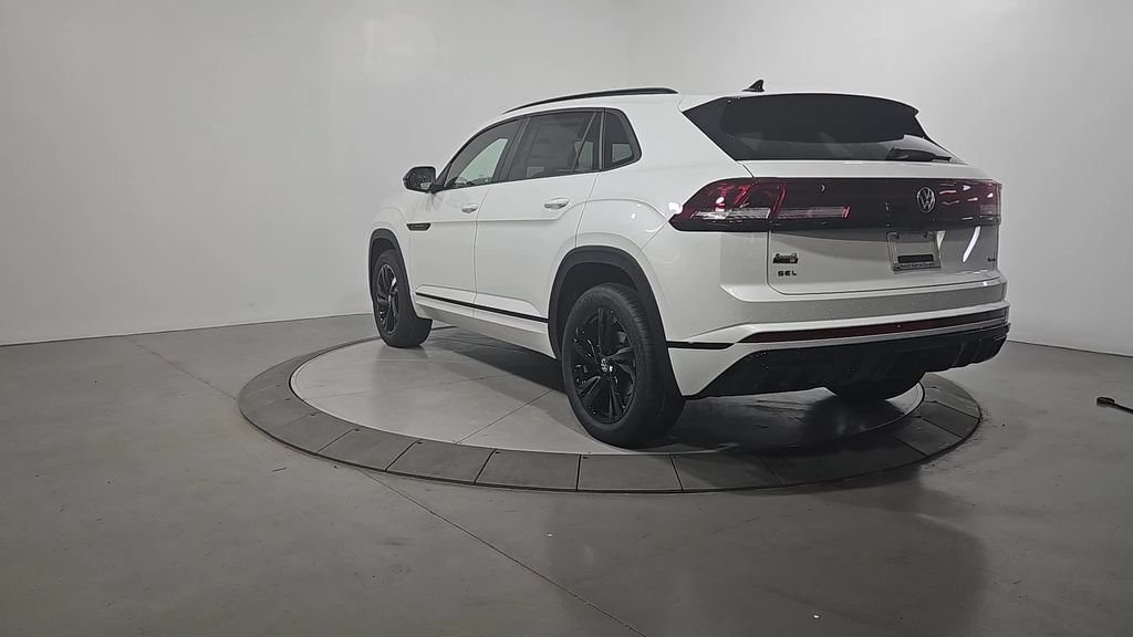 New 2026 Volkswagen Atlas Cross Sport SEL R-Line AWD/4WD image 3