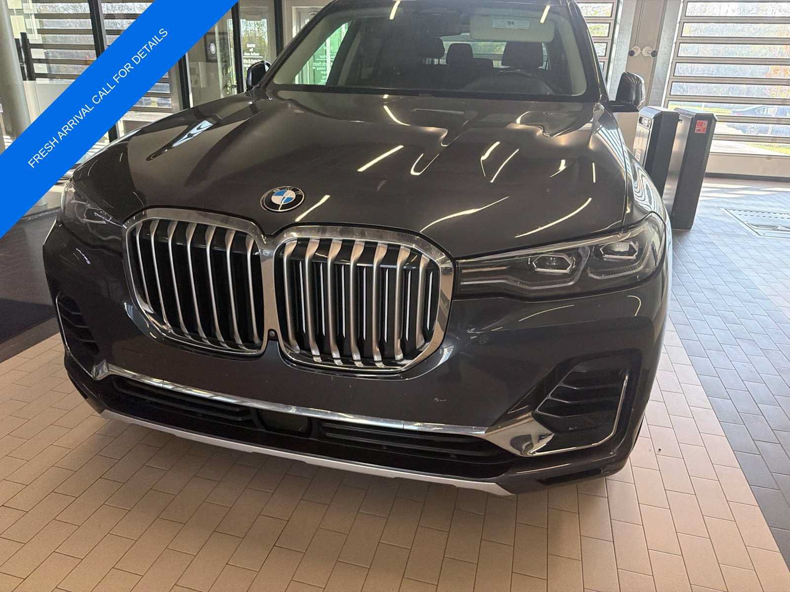 Used 2020 BMW X7 xDrive40i w/ Premium Package AWD/4WD image 4