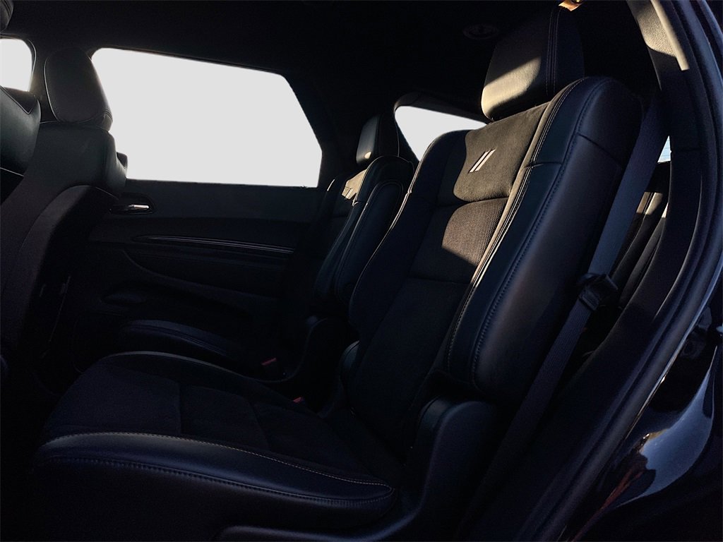 Used 2023 Dodge Durango R/T w/ Hemi Orange Plus Package image 26