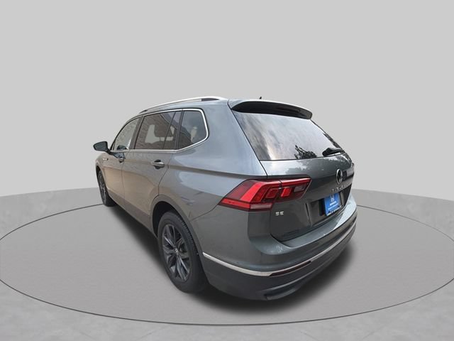 Used 2022 Volkswagen Tiguan SE AWD/4WD image 3