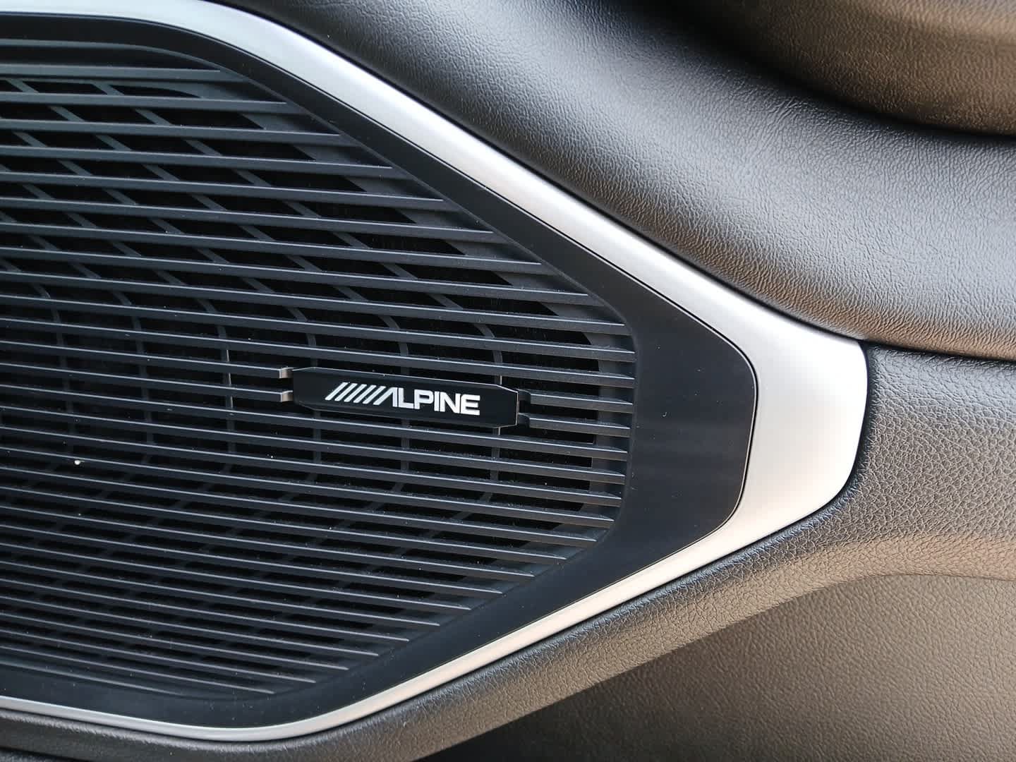Used 2024 Jeep Wagoneer 4WD image 43