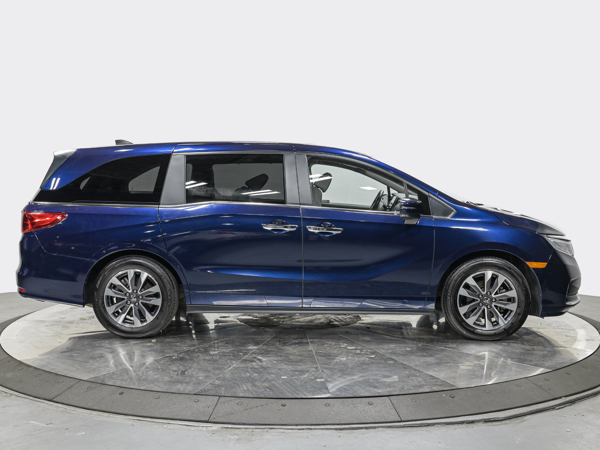 Used 2021 Honda Odyssey EX-L image 8