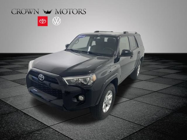 Used 2019 Toyota 4Runner SR5 AWD/4WD image 2
