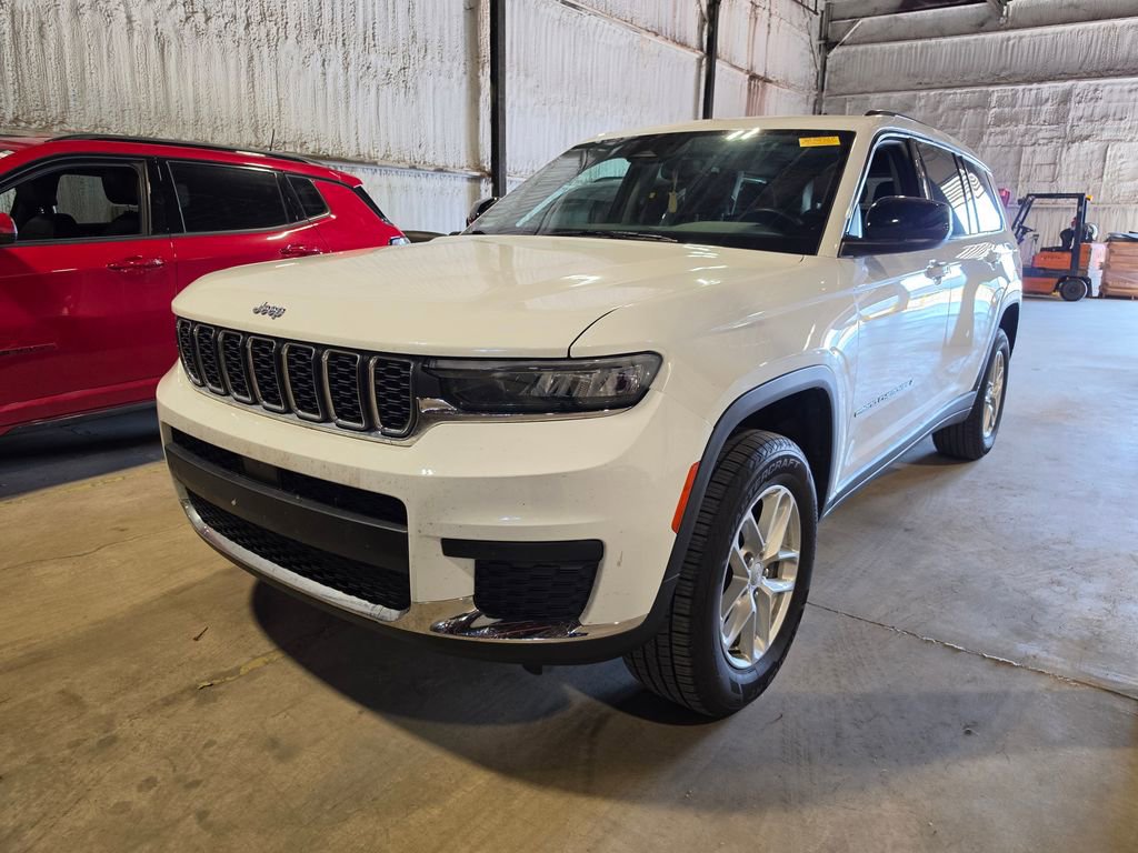 Used 2022 Jeep Grand Cherokee L Laredo w/ Luxury Tech Group I AWD/4WD image 1