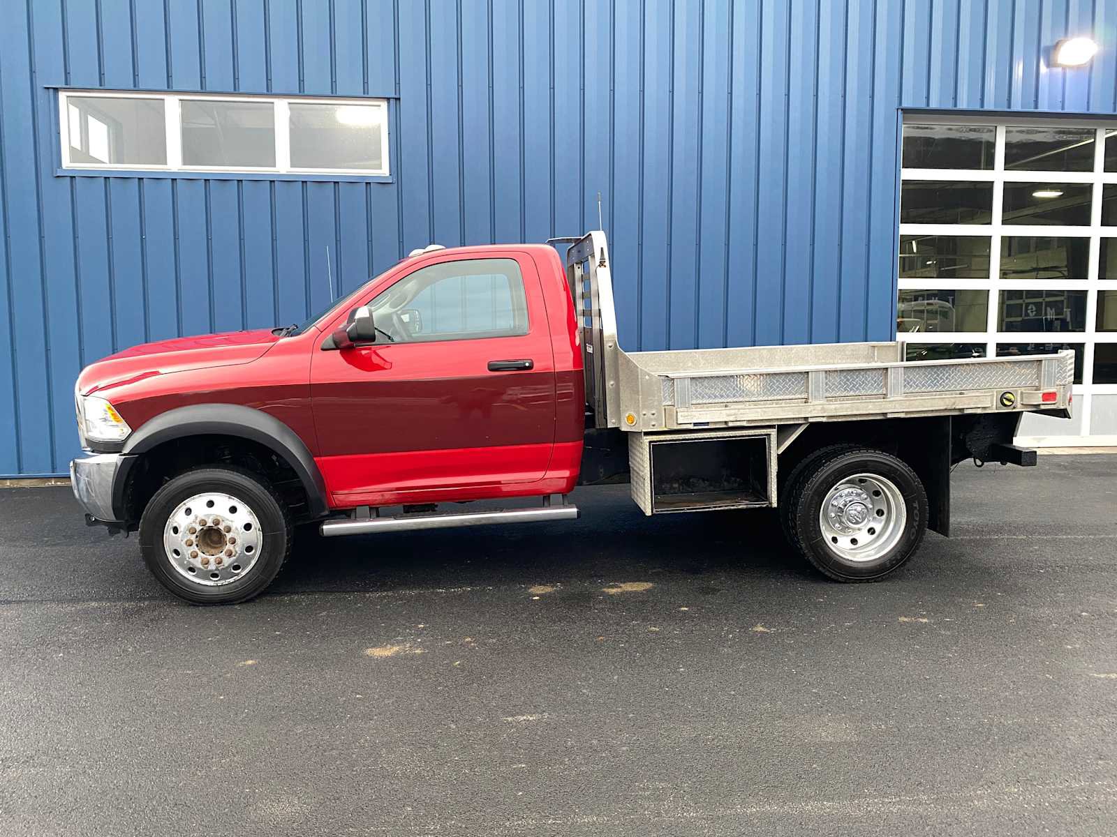 Used 2016 RAM 5500 Tradesman w/ Power Accessory Group image 13