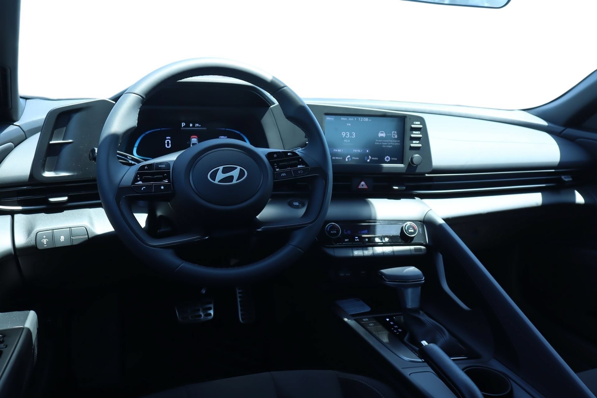 New 2026 Hyundai Elantra Sport FWD image 10