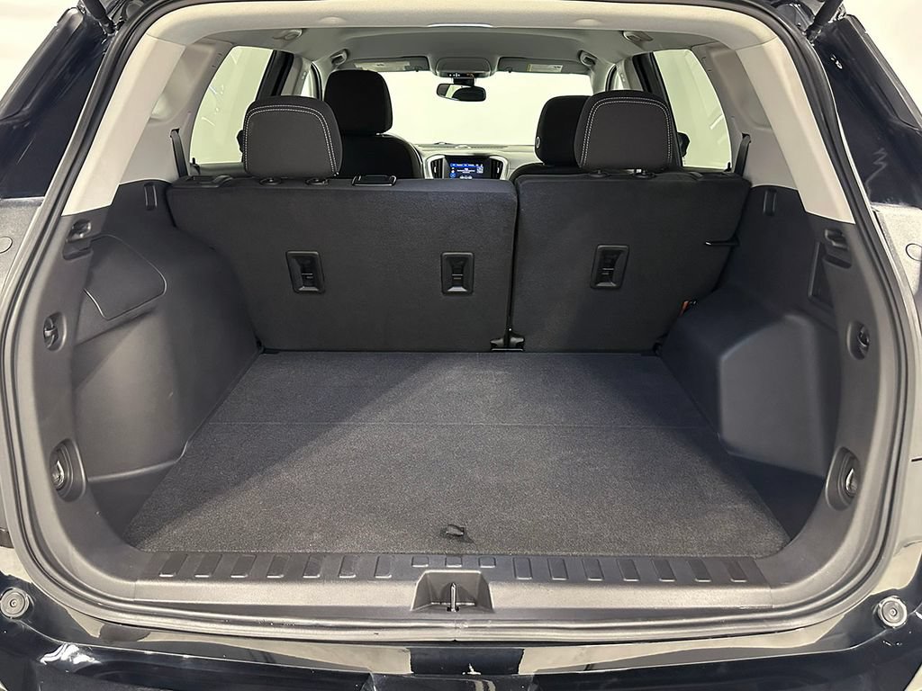 Used 2023 GMC Terrain SLE w/ Elevation Edition AWD/4WD image 4