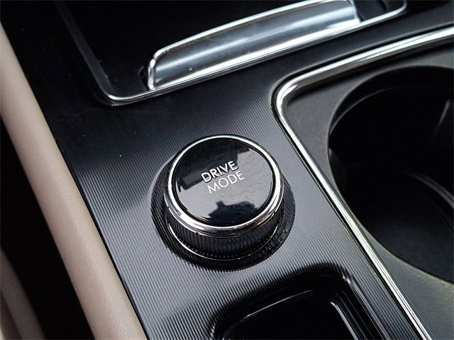 Certified 2020 Lincoln Corsair AWD image 25