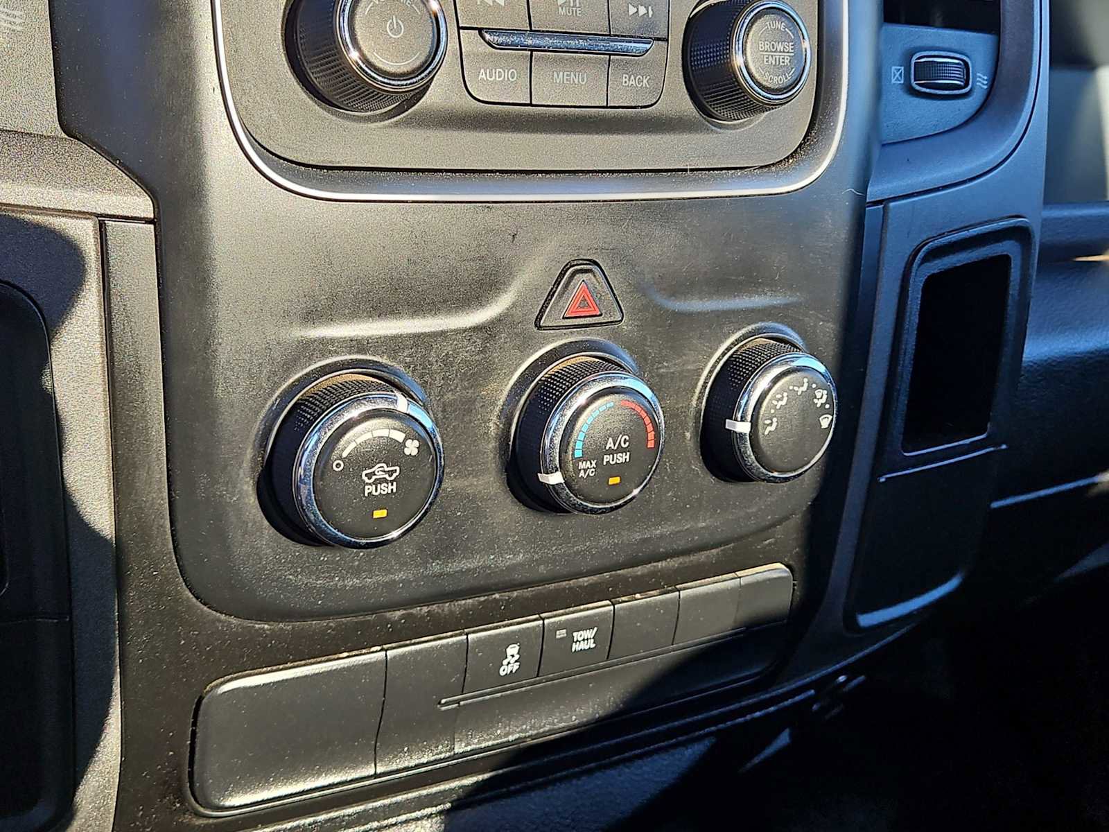 Used 2018 RAM 2500 Tradesman image 21