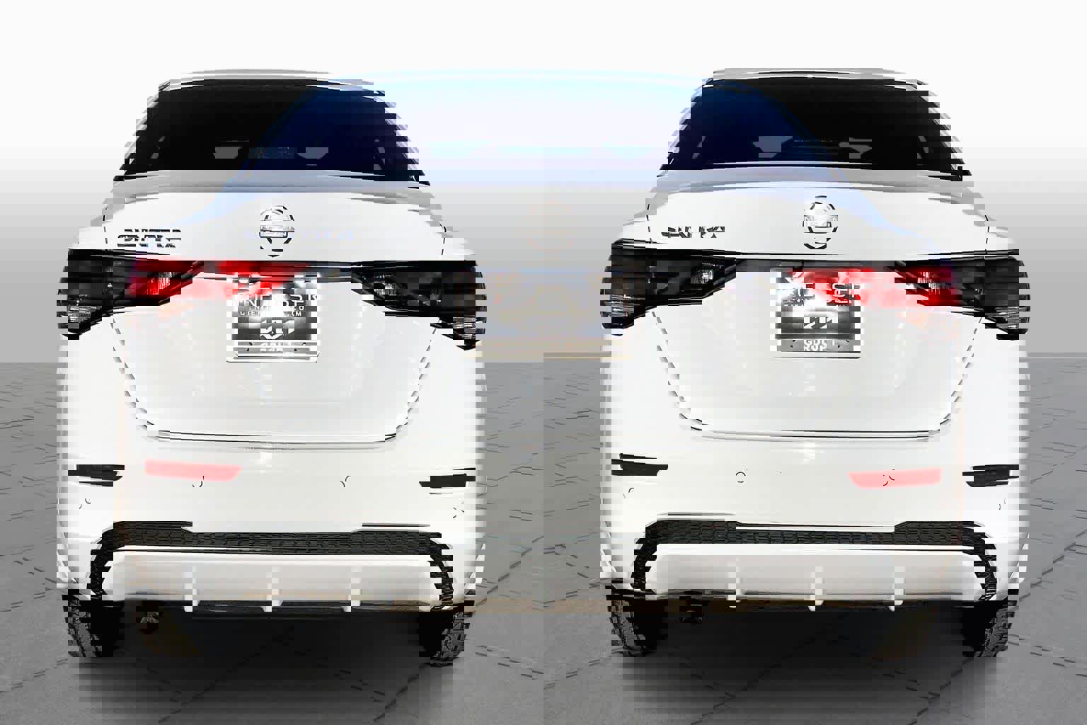 Used 2024 Nissan Sentra S image 4