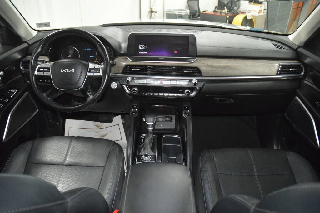 Used 2022 Kia Telluride EX w/ EX Premium Package AWD/4WD image 28