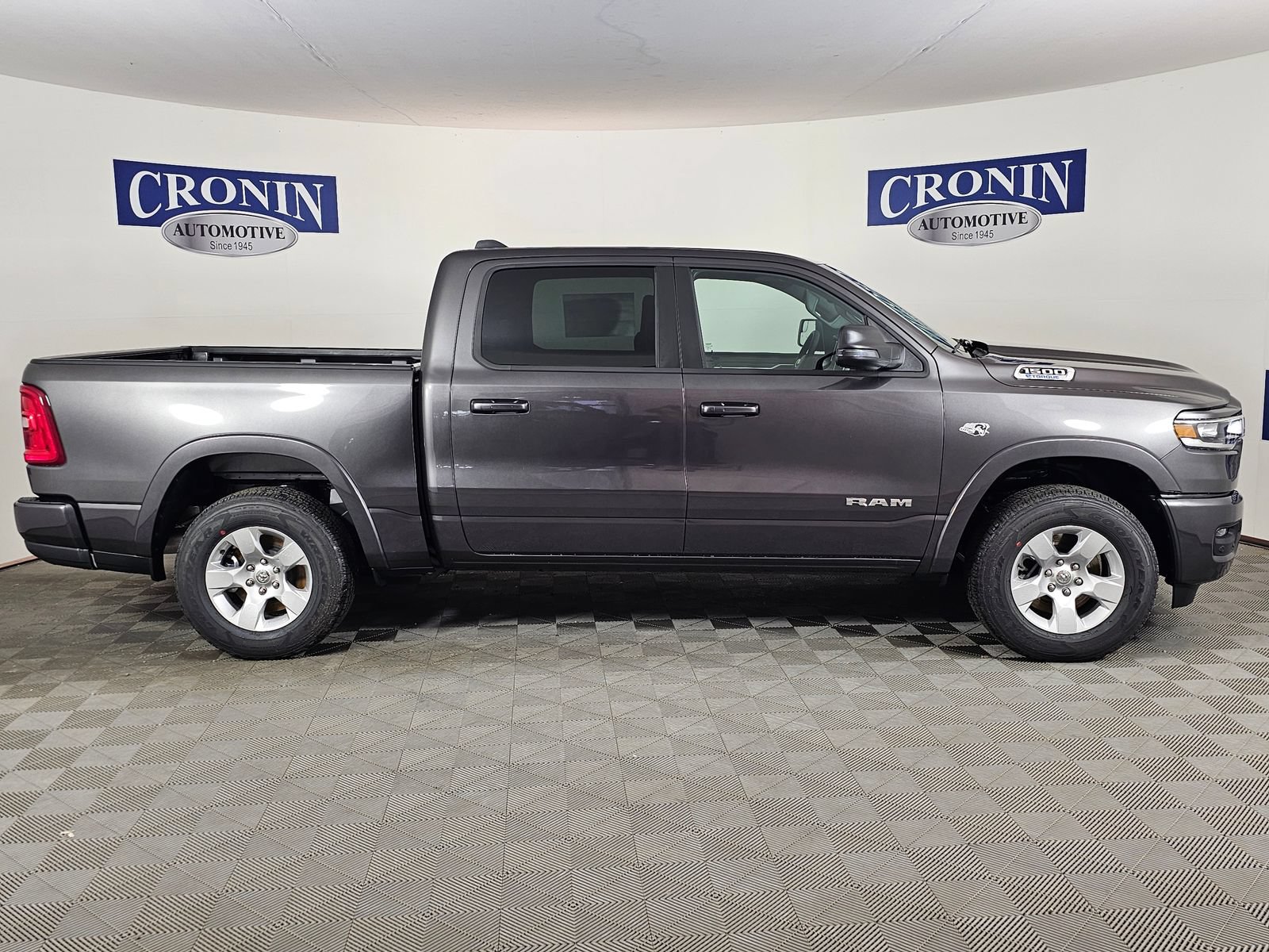 New 2026 RAM 1500 Big Horn AWD/4WD image 6