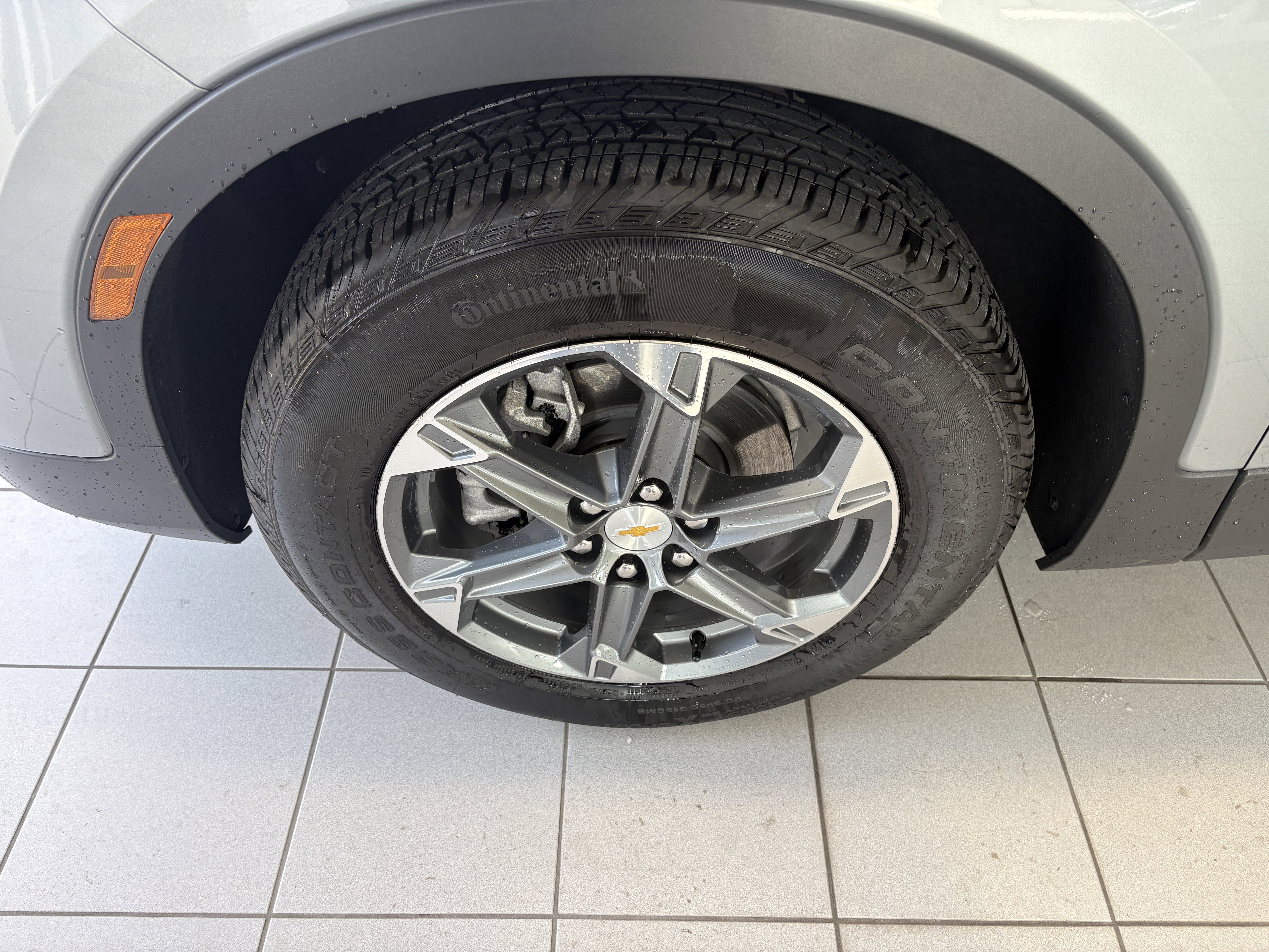 Used 2025 Chevrolet Blazer LT w/ Convenience Package FWD image 8
