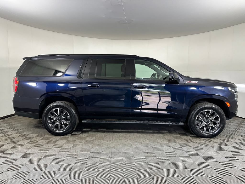 Used 2023 Chevrolet Suburban Z71 w/ Luxury Package AWD/4WD image 6