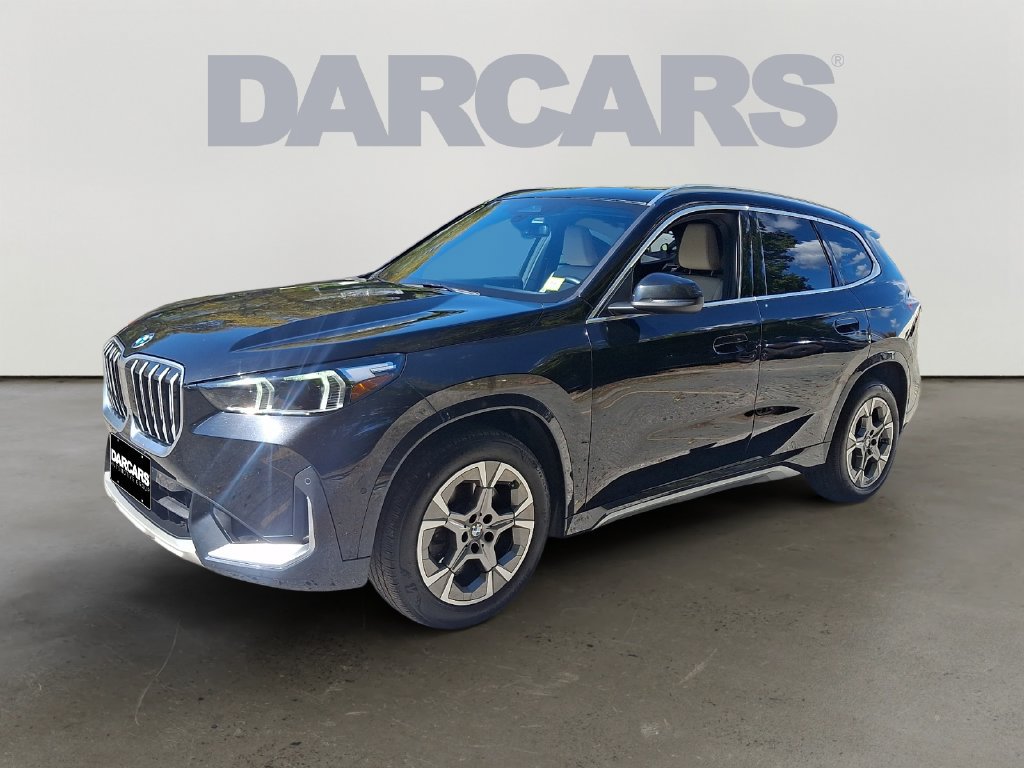 Certified 2025 BMW X1 xDrive28i w/ Convenience Package AWD/4WD image 3