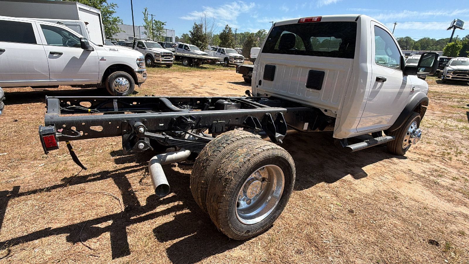 New 2026 RAM 4500 Tradesman w/ Chrome Appearance Group AWD/4WD image 8