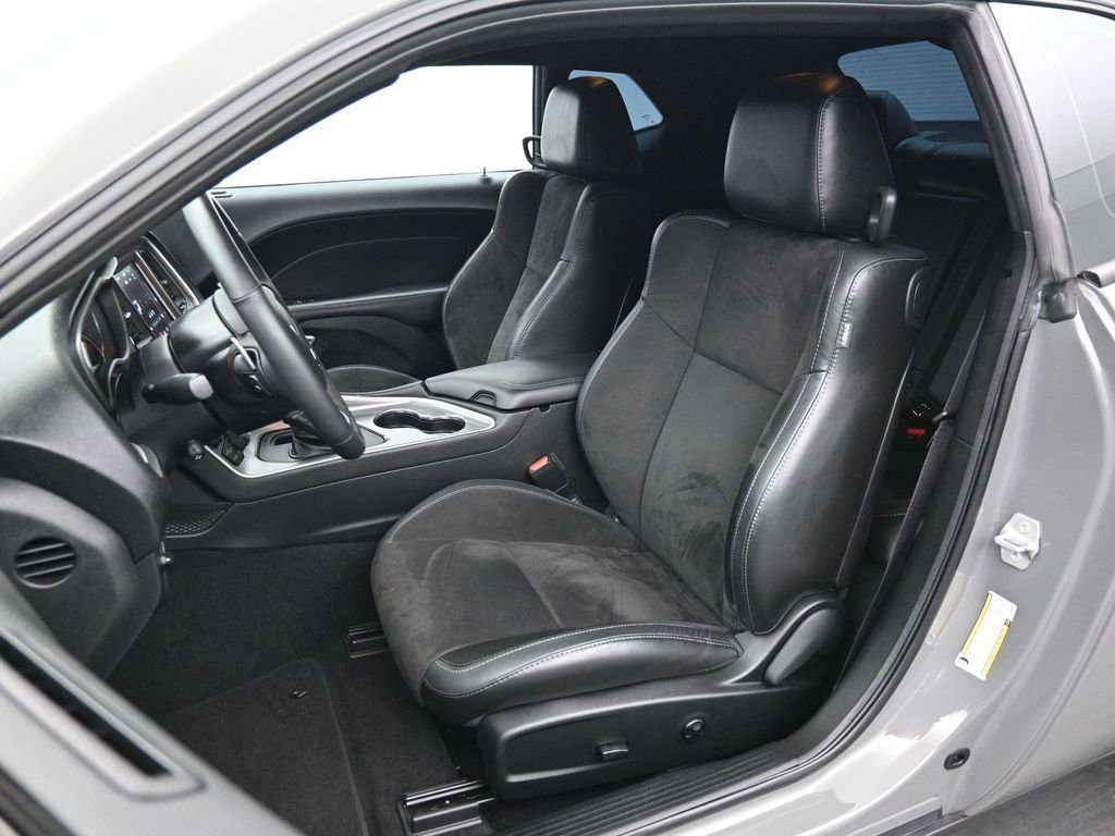 Used 2019 Dodge Challenger GT w/ Plus Package image 11