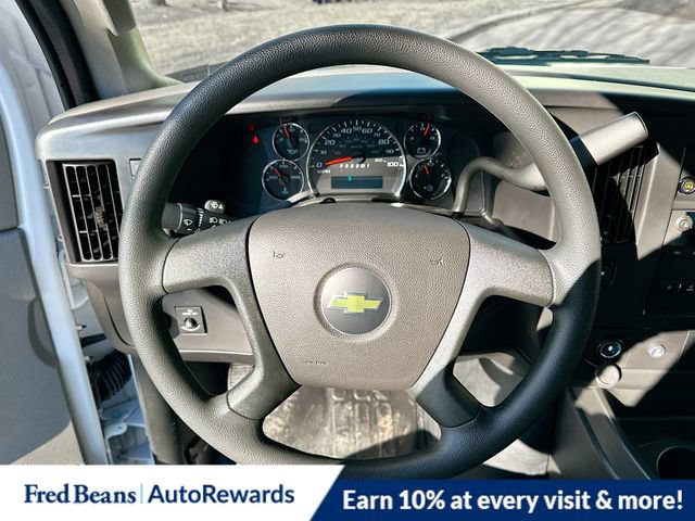 New 2025 Chevrolet Express 2500 w/ Chrome Appearance Package RWD image 7