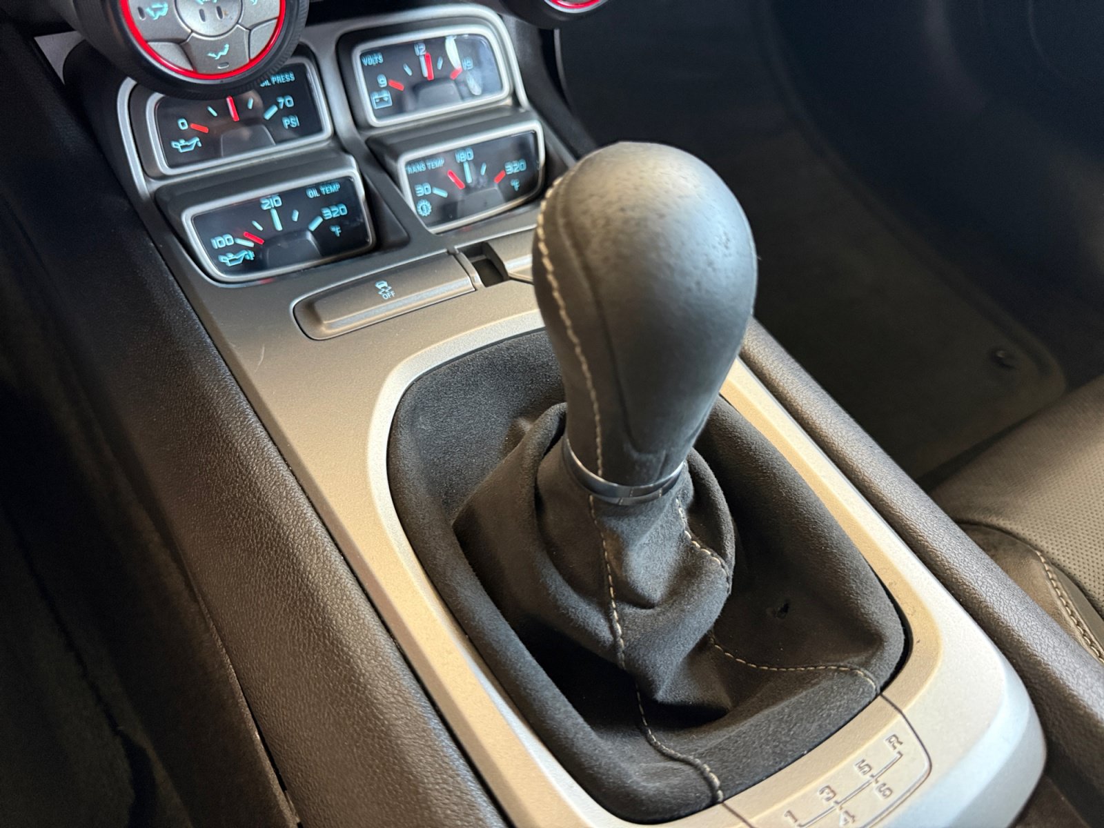 Used 2015 Chevrolet Camaro SS w/ SS Performance Package RWD image 23
