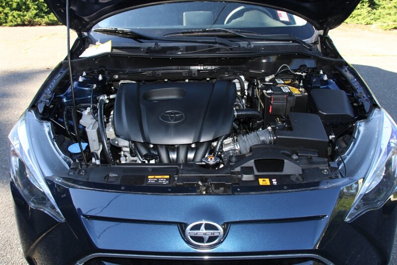 Used 2016 Scion iA FWD image 19