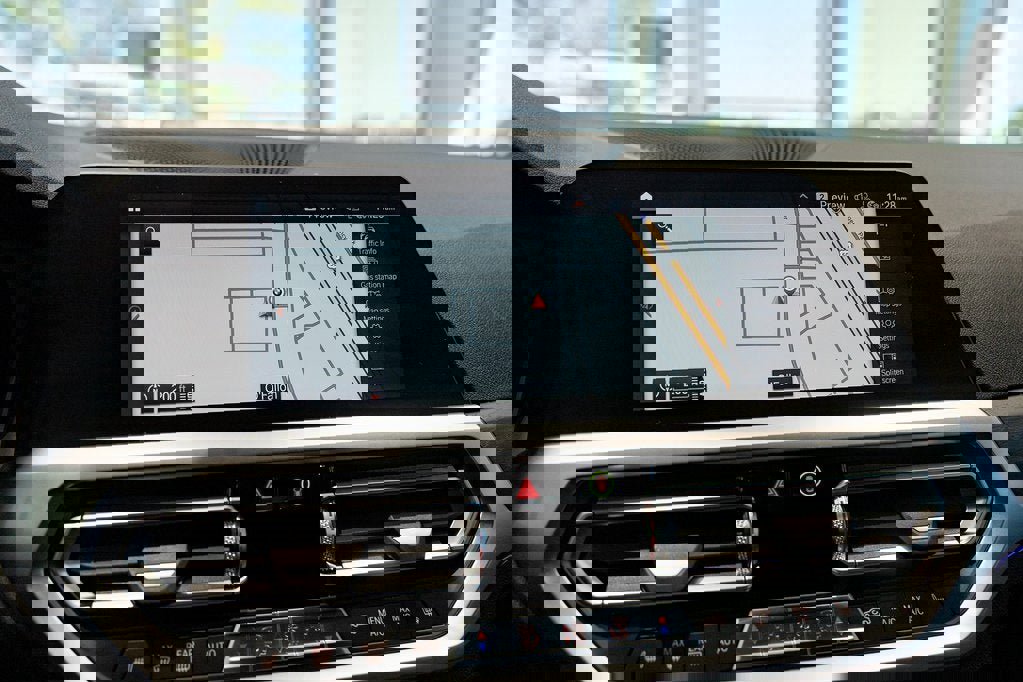 Used 2021 BMW 430i xDrive Coupe w/ Premium Package image 30