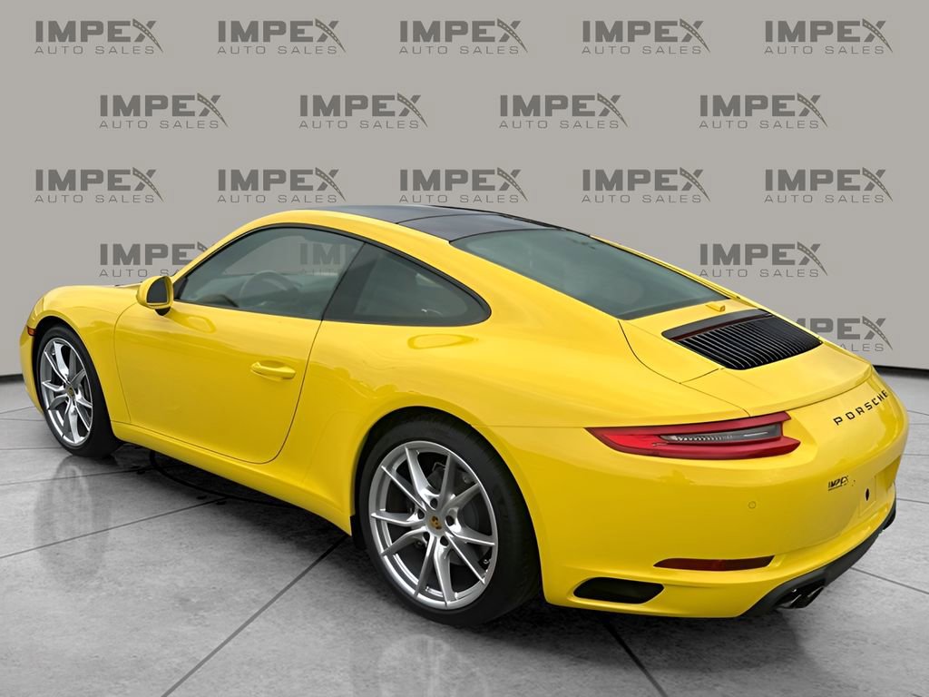 Used 2018 Porsche 911 Carrera image 3