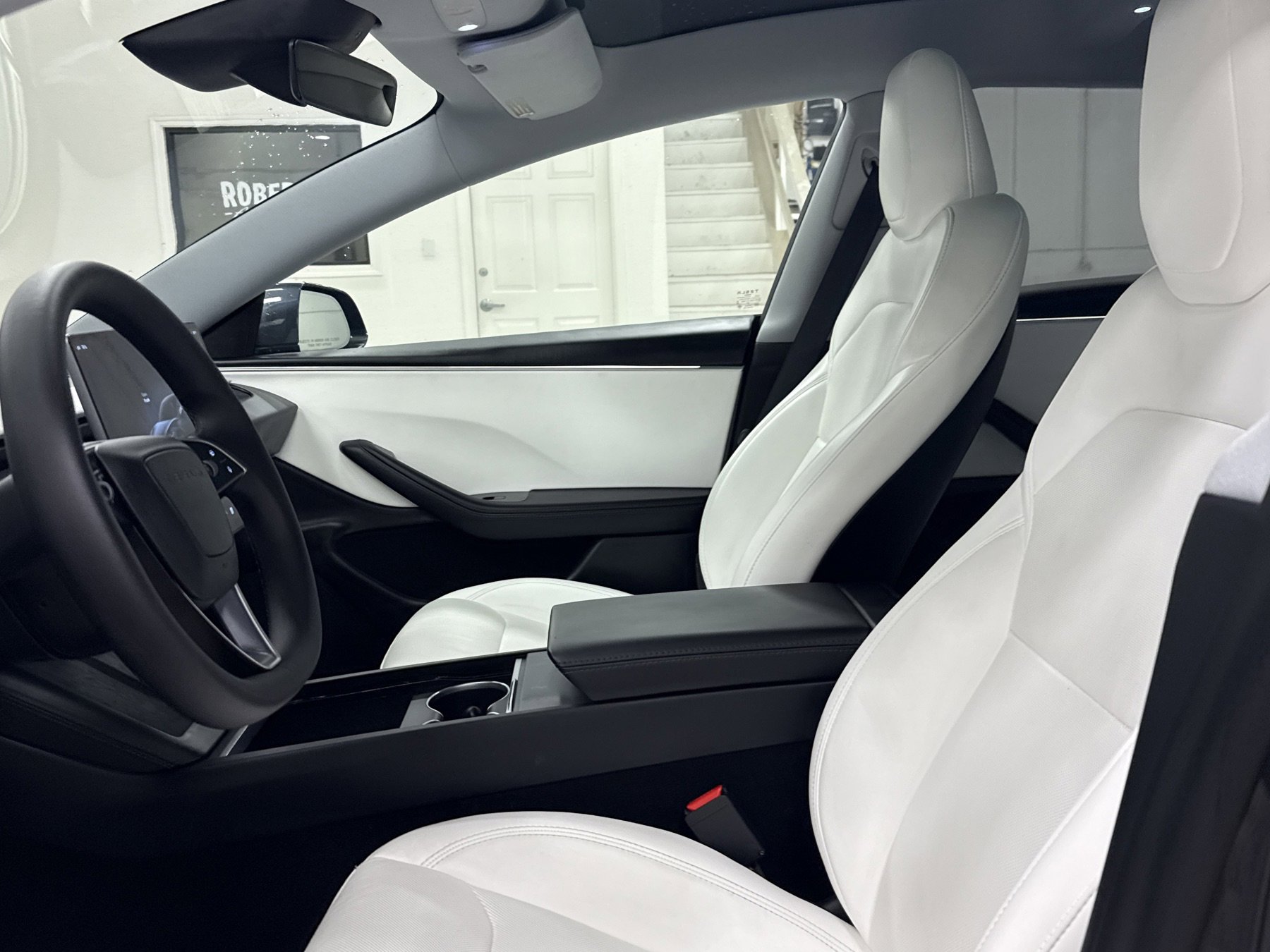 Used 2025 Tesla Model 3 Long Range image 4