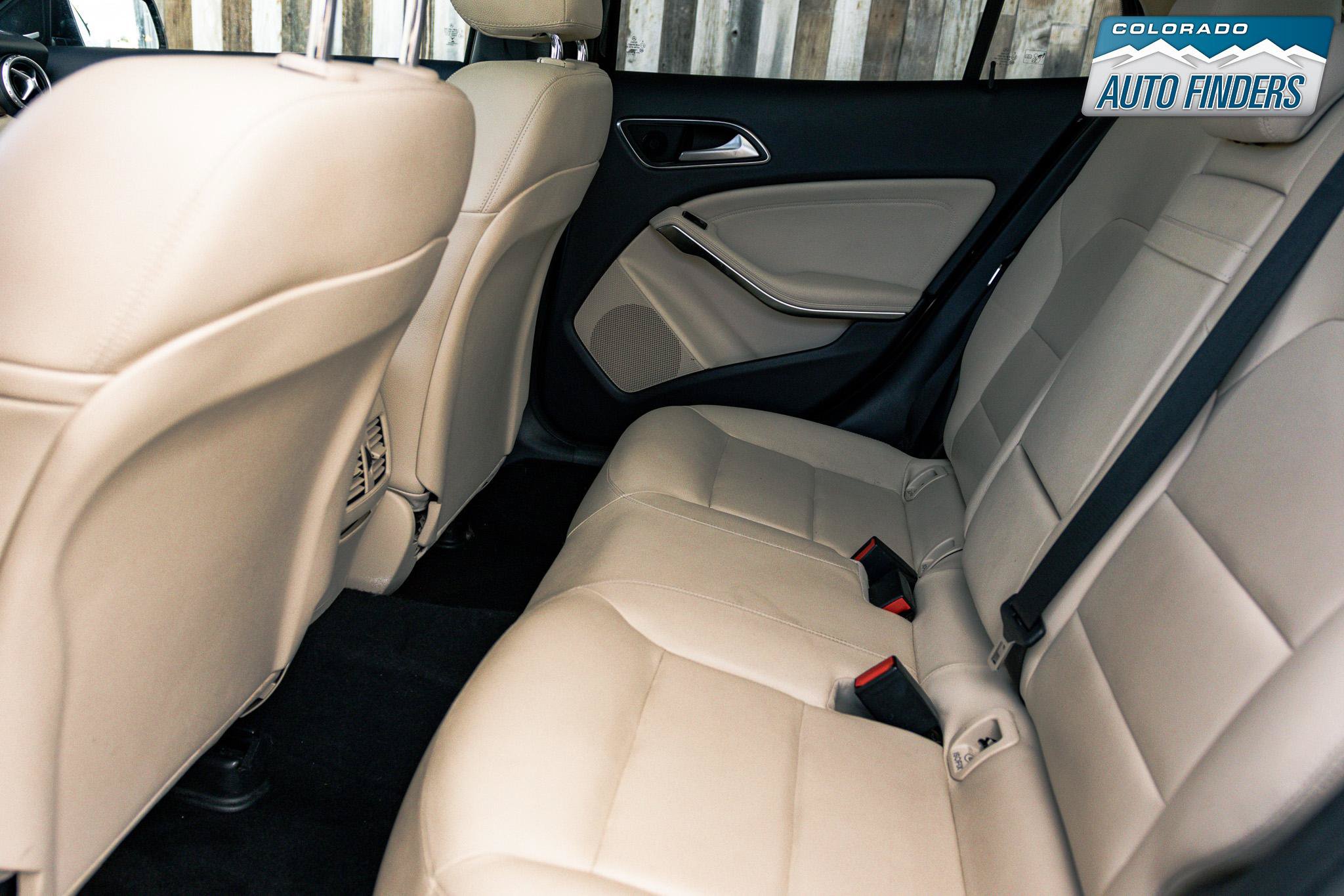 Used 2015 Mercedes-Benz GLA 250 4MATIC w/ Premium Package image 26