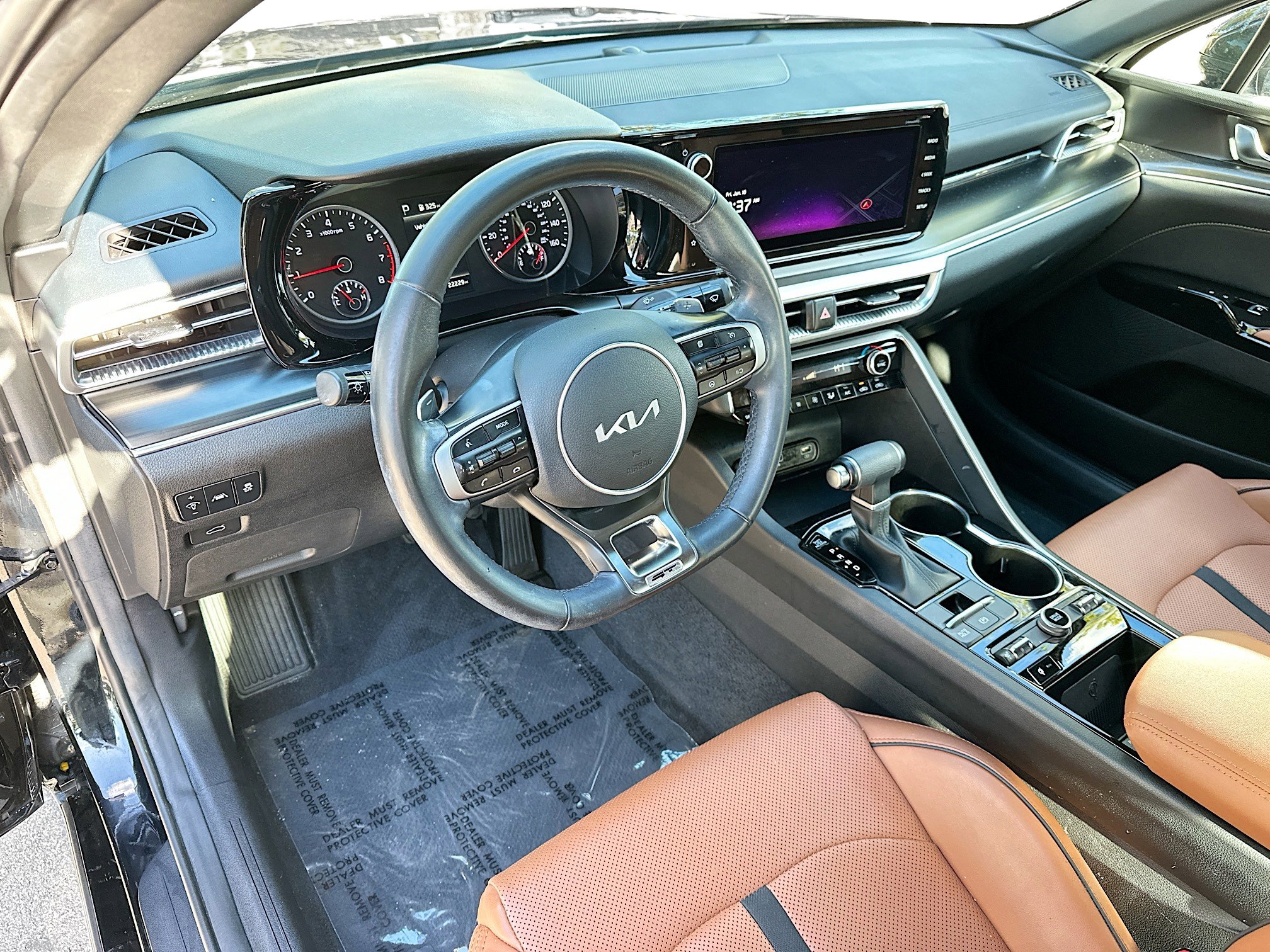 Used 2023 Kia K5 GT image 9