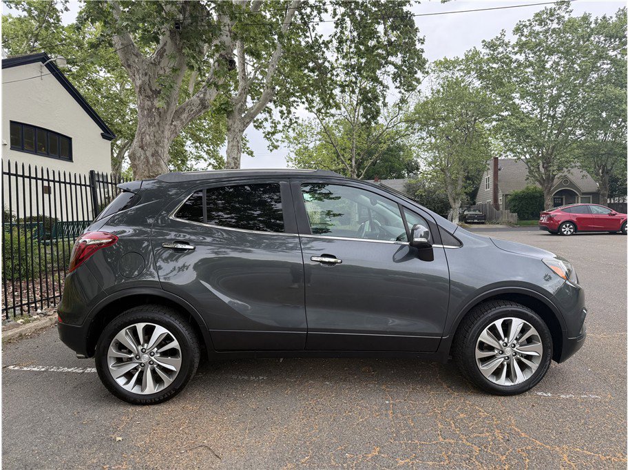 Used 2017 Buick Encore Preferred image 8