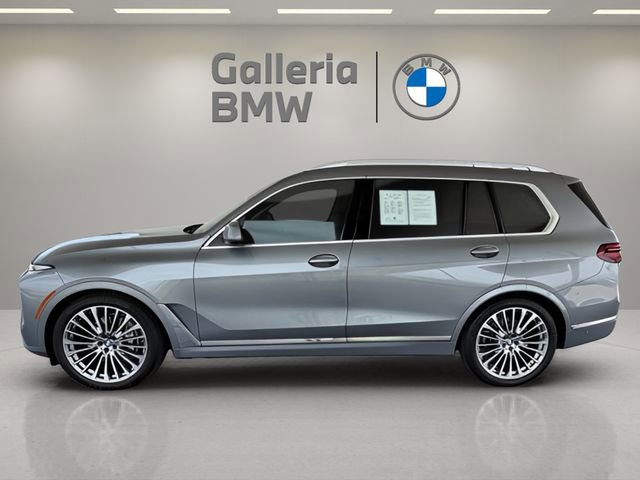 Used 2024 BMW X7 xDrive40i w/ Premium Package image 12