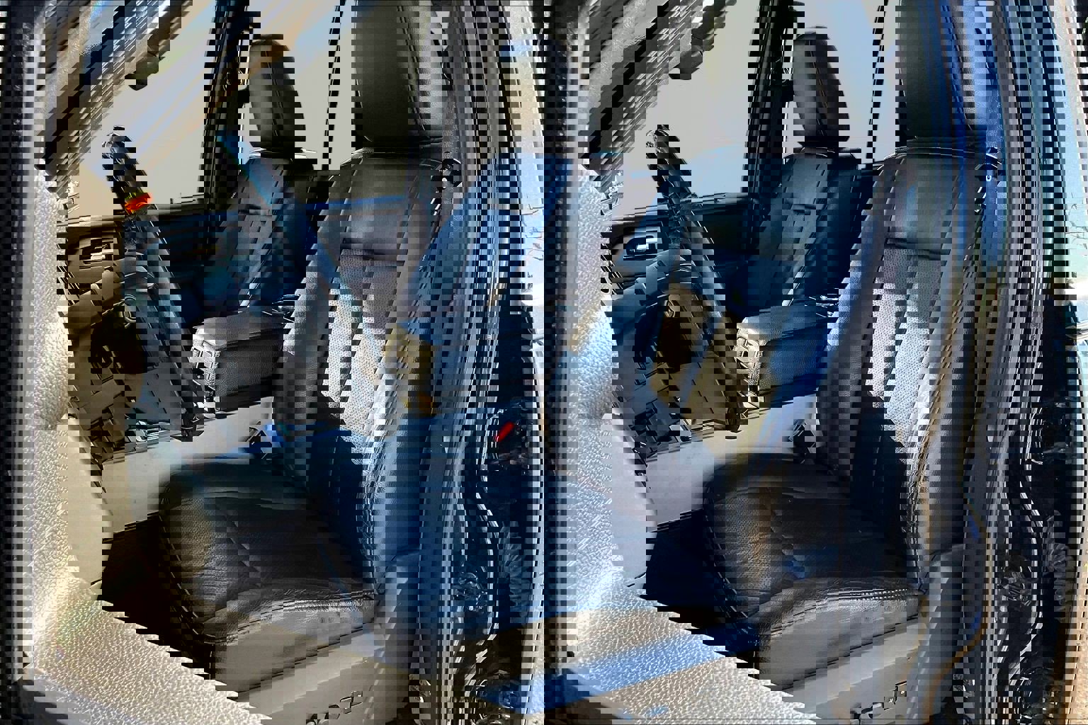 Used 2013 Ford Expedition Limited image 21