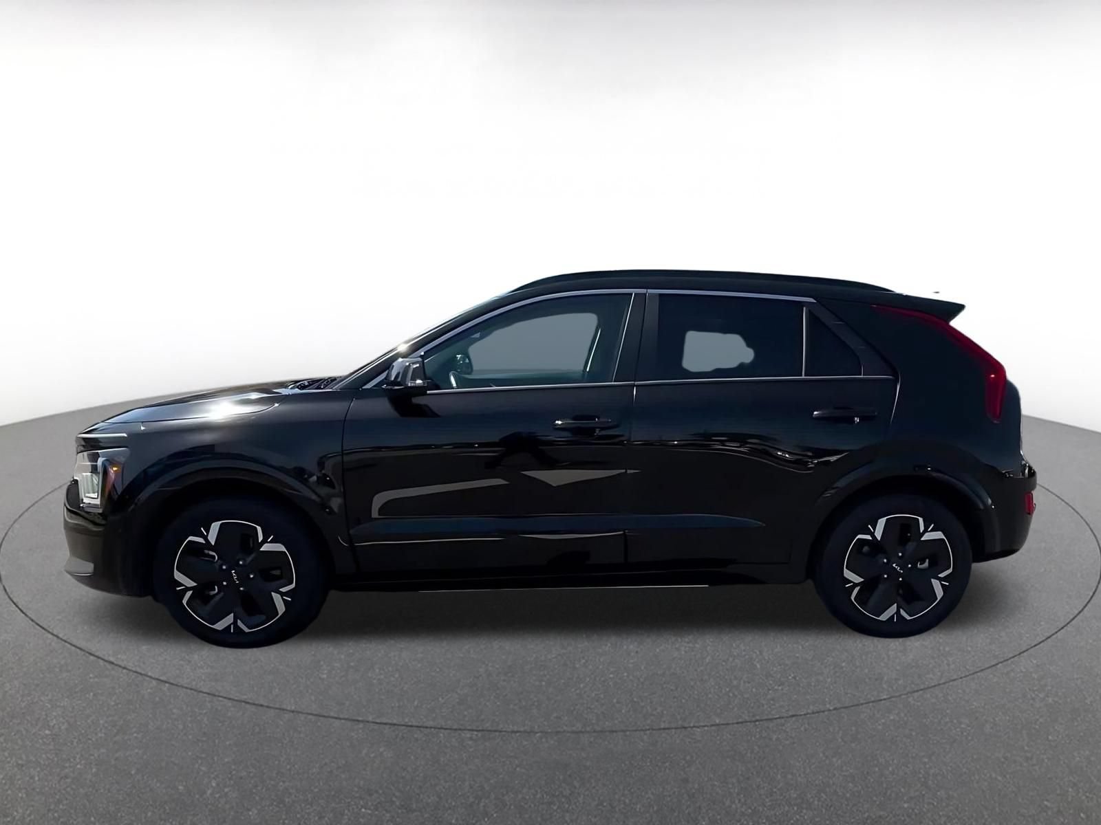 Used 2024 Kia Niro Wind FWD image 9