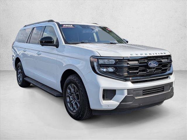 Certified 2025 Ford Expedition Max Active RWD image 3