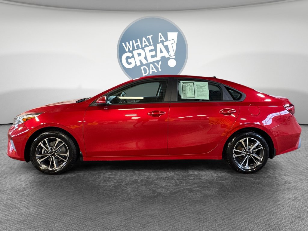 Certified 2024 Kia Forte LXS FWD image 7