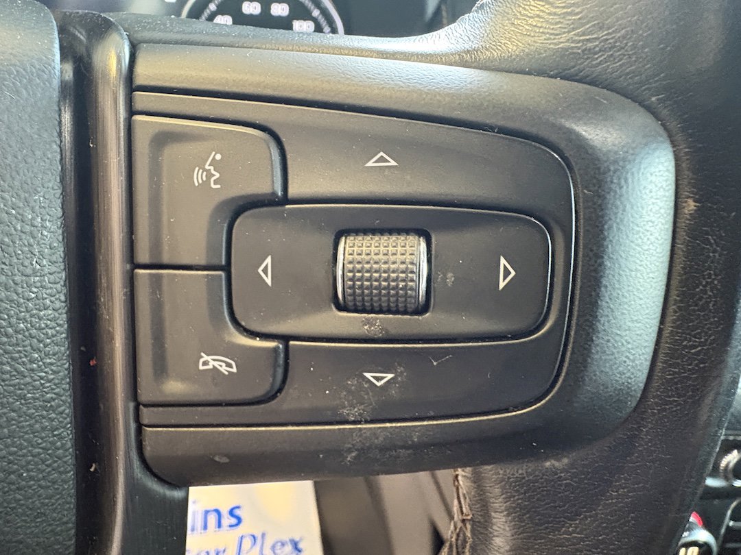 Used 2021 GMC Yukon AT4 w/ AT4 Premium Plus Package image 14