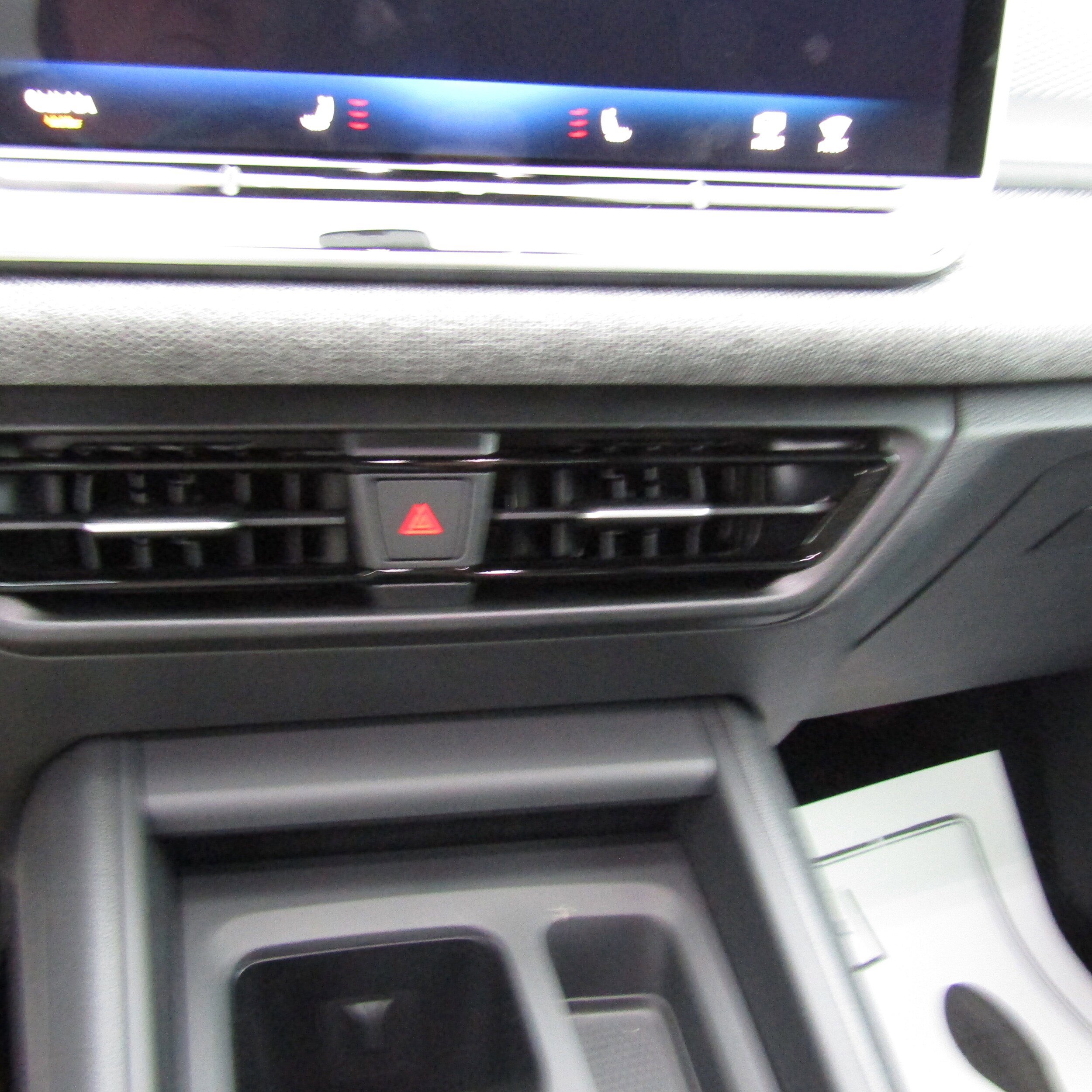 New 2026 Volkswagen Tiguan S AWD/4WD image 30