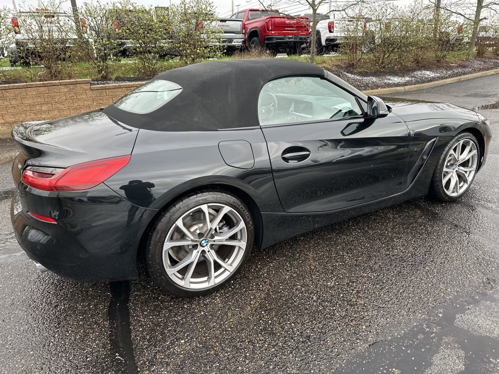 Used 2022 BMW Z4 sDrive30i w/ Convenience Package image 13