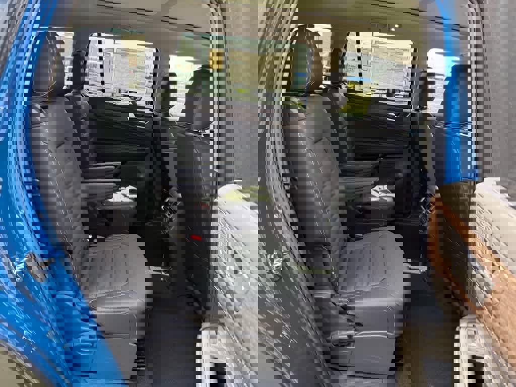 New 2025 Volkswagen Atlas SEL image 12
