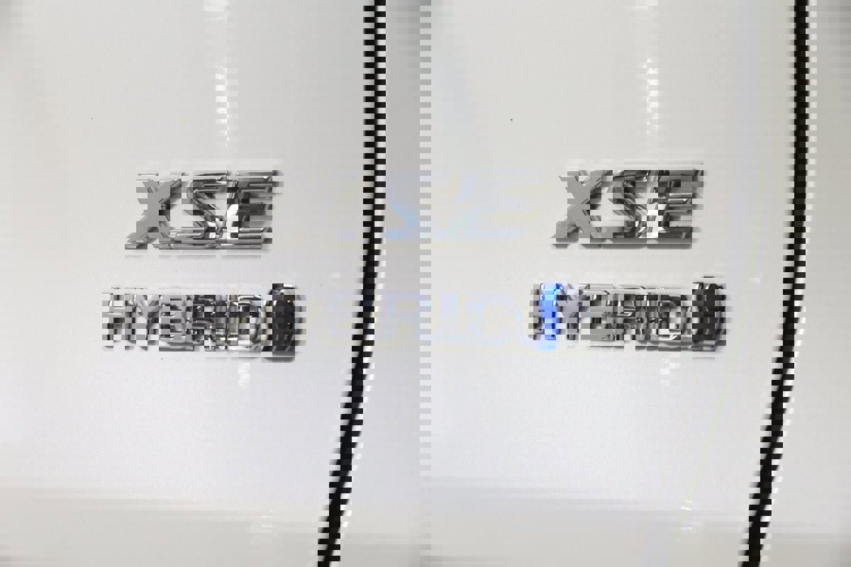 Used 2021 Toyota RAV4 XSE image 52