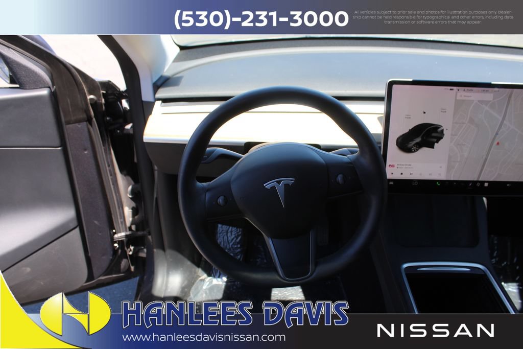 Used 2021 Tesla Model Y Long Range AWD/4WD image 18