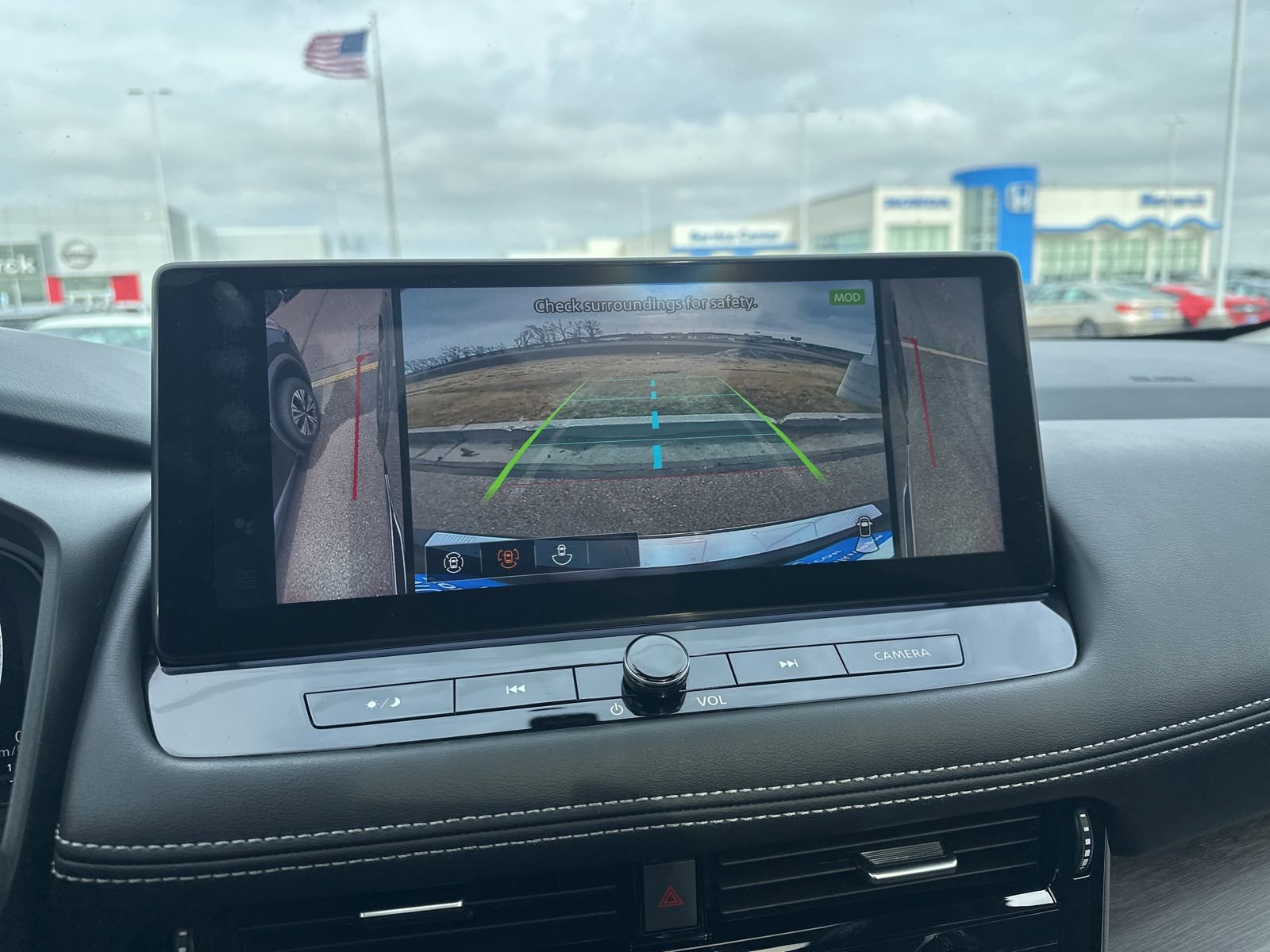 Used 2024 Nissan Rogue Platinum image 57