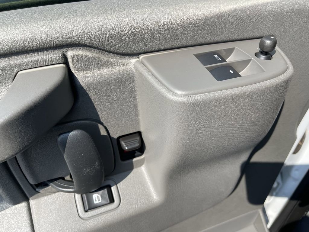New 2025 Chevrolet Express 3500 Extended w/ Driver Convenience Package image 8